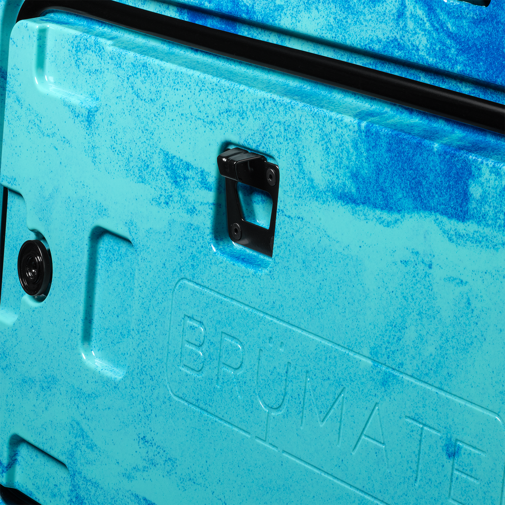 BrüTank 55-Quart Rolling Cooler Ocean Swirl